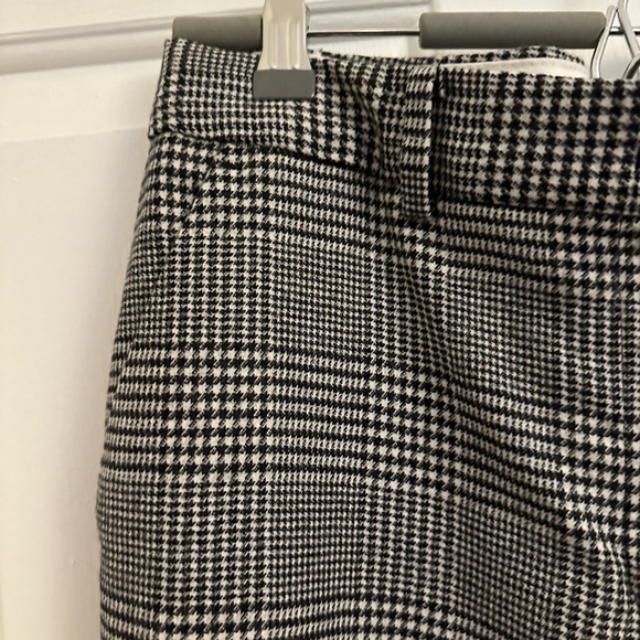 Talbots size 8 Petite Raleigh curly black and white plaid lined flare pants - Picture 2 of 4